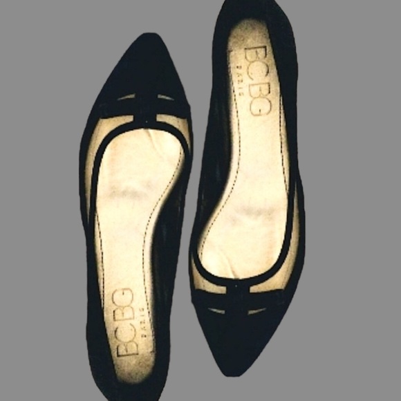 ~ LAST PAIR~ 🆕BCBG Ebony Suede Flats 💲BEST SELLER💲 - Picture 4 of 7